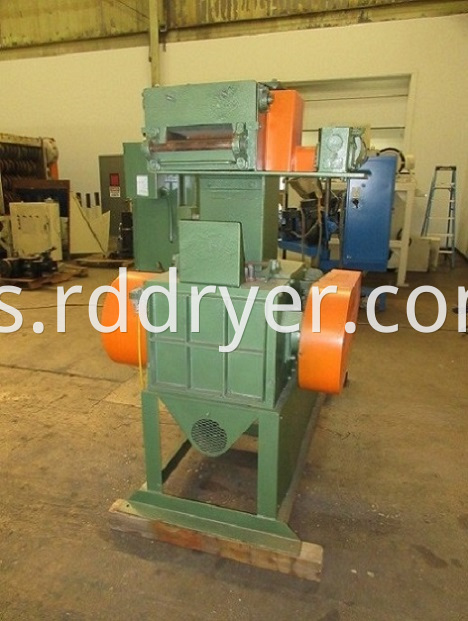 30hp Pull Roll Granulator 4